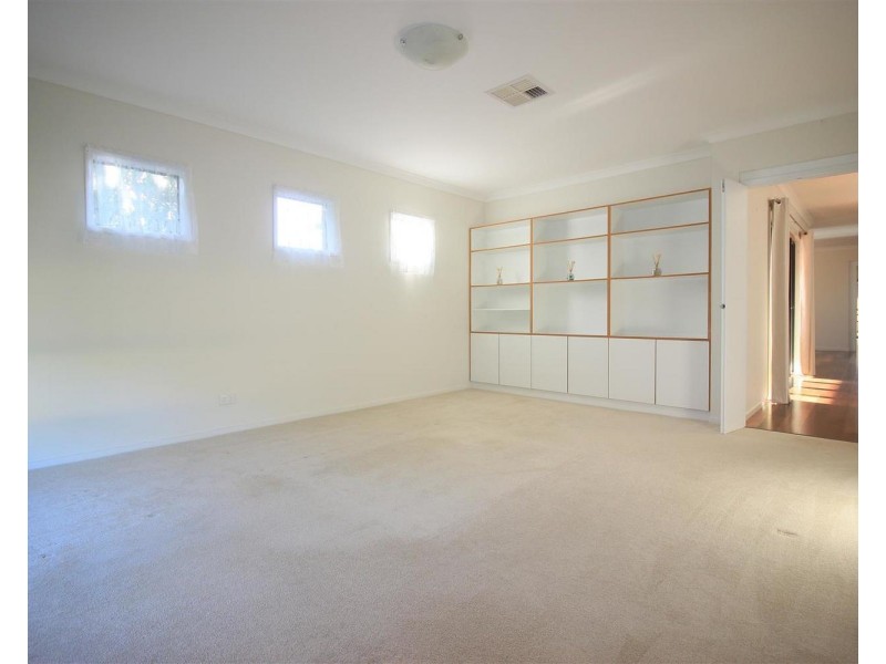 50 Stirling Boulevard, Tatton NSW 2650