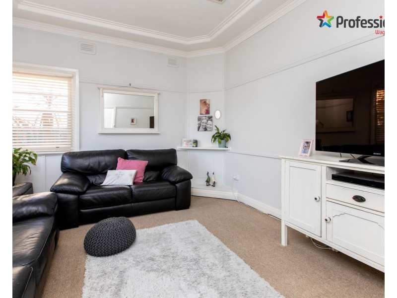 46 Bourke Street, Turvey Park NSW 2650