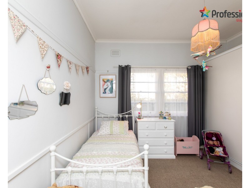 46 Bourke Street, Turvey Park NSW 2650