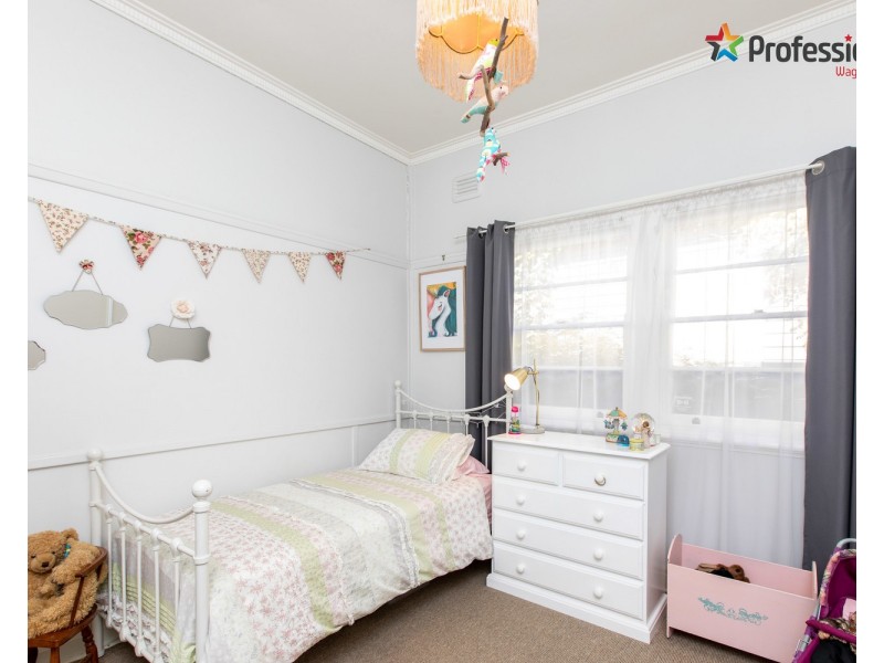 46 Bourke Street, Turvey Park NSW 2650
