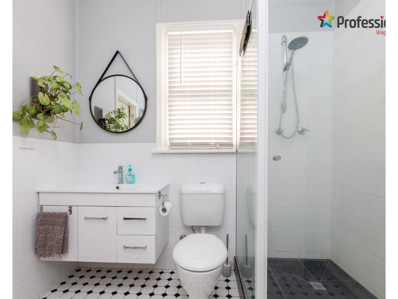 46 Bourke Street, Turvey Park NSW 2650