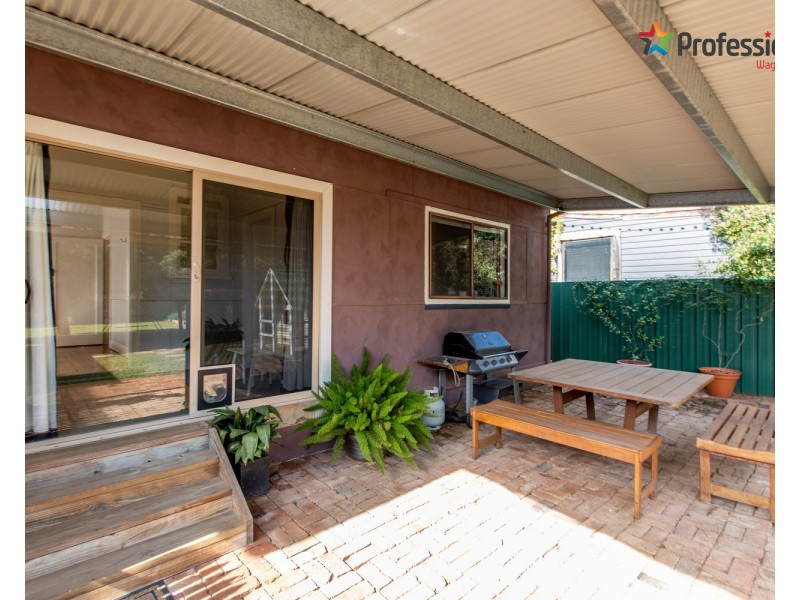 46 Bourke Street, Turvey Park NSW 2650