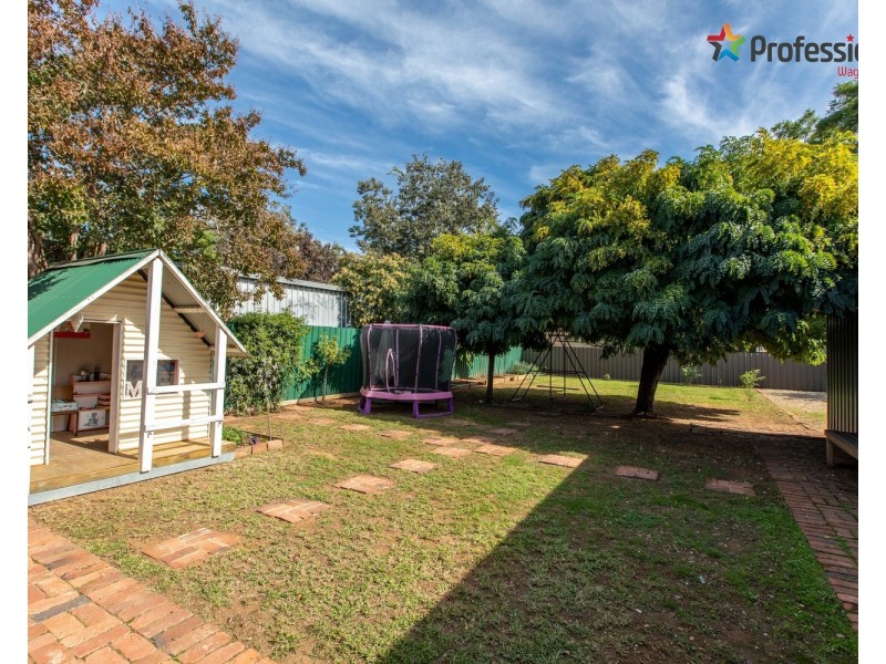 46 Bourke Street, Turvey Park NSW 2650