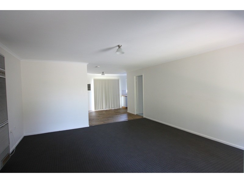 1B Incarnie Crescent, Wagga Wagga NSW 2650