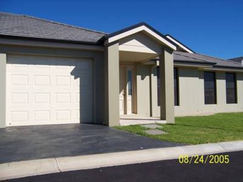 3/1 McKeown Street, Estella NSW 2650