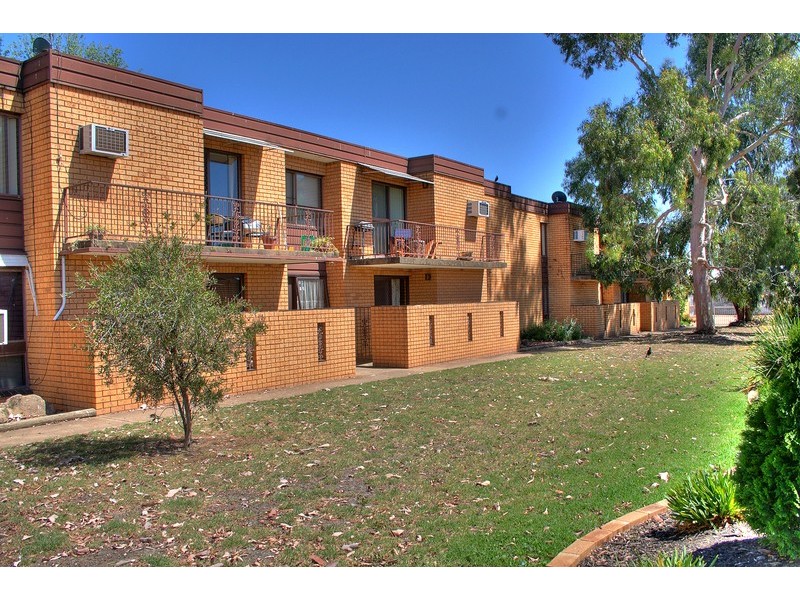 8/12 Salmon Street, Wagga Wagga NSW 2650