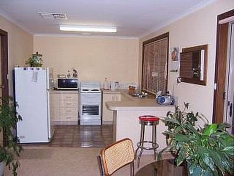 15/2 Leena Place, Wagga Wagga NSW 2650