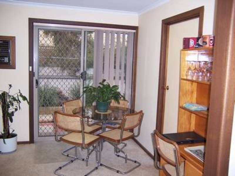15/2 Leena Place, Wagga Wagga NSW 2650
