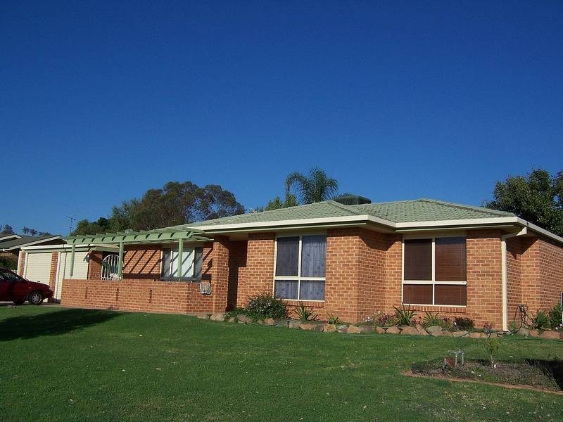 48 Lamilla Street, Glenfield Park NSW 2650