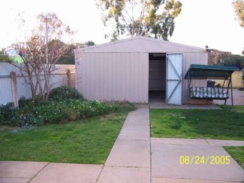 27 Brookong Avenue, Wagga Wagga NSW 2650