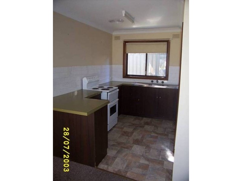 4/17 Nordlingen Drive, Tolland NSW 2650