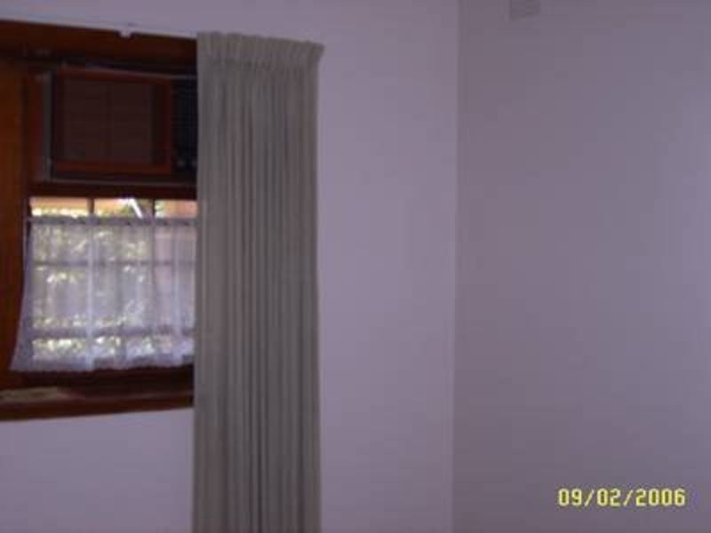 114 Coleman Street, Turvey Park NSW 2650