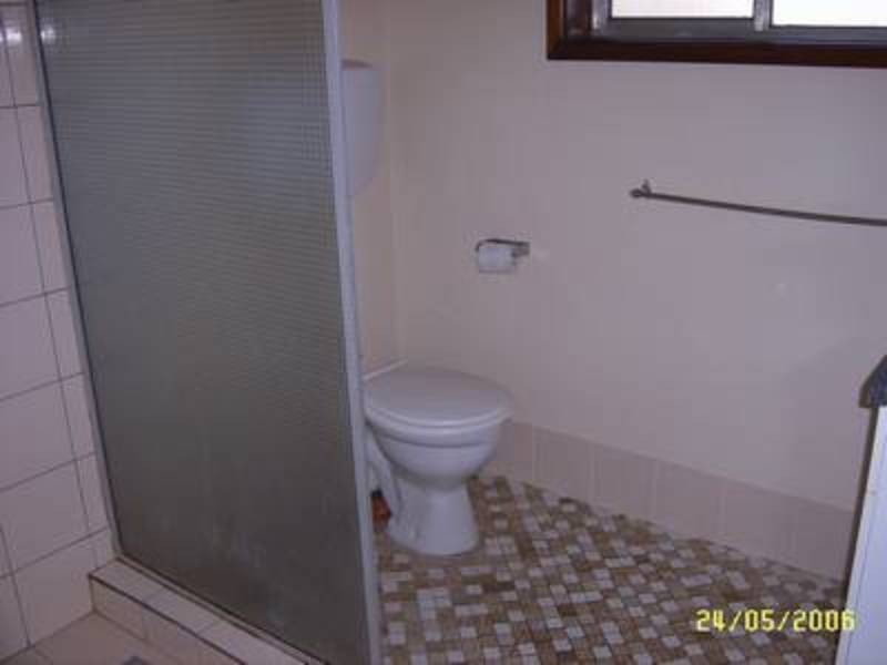 1/6 Nordlingen Drive, Tolland NSW 2650