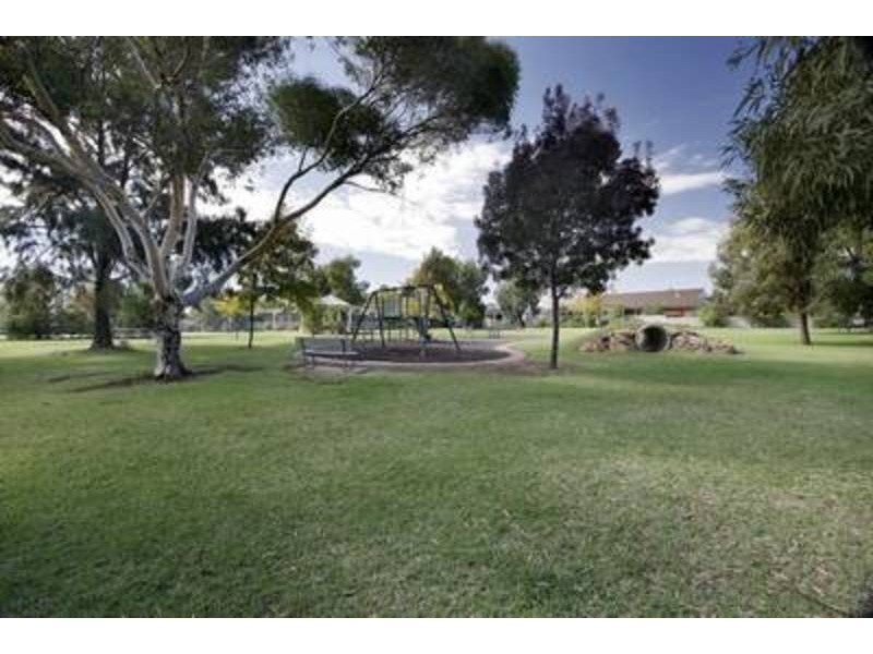 6B Frances Court, Ashmont NSW 2650