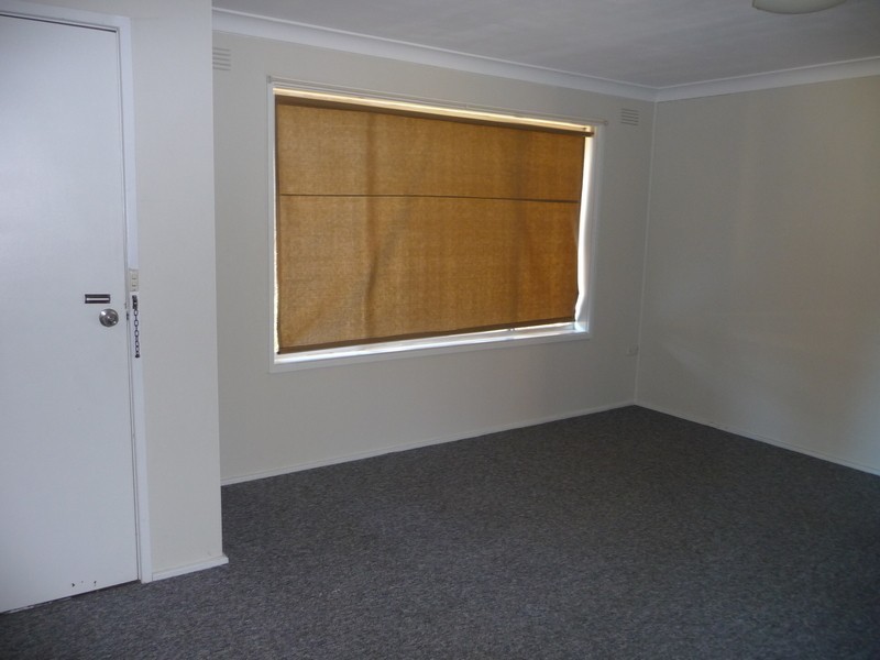 2/32 Cutler Avenue, Kooringal NSW 2650