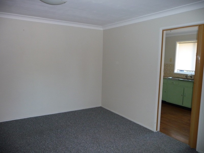 2/32 Cutler Avenue, Kooringal NSW 2650