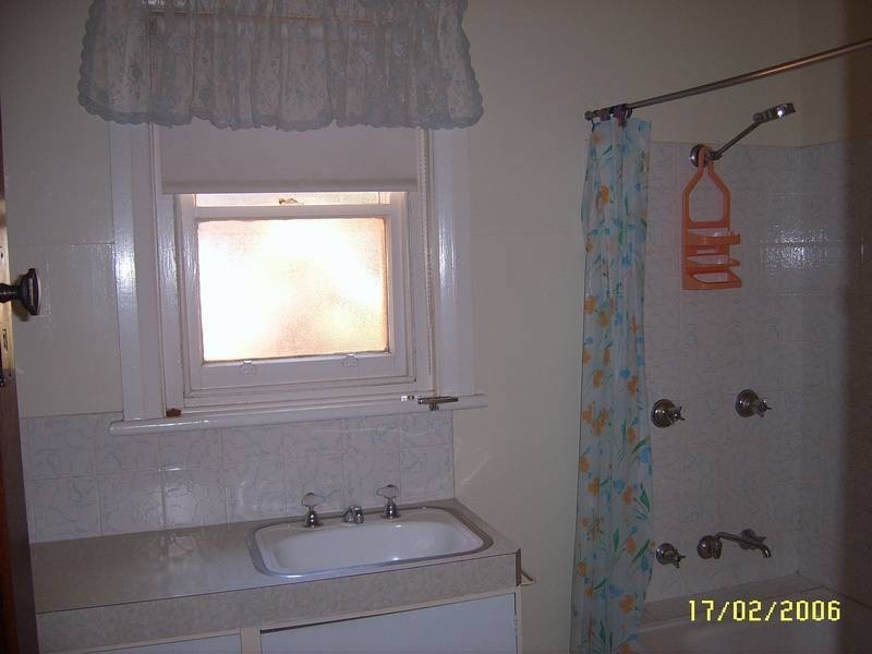 114 Coleman Street, Turvey Park NSW 2650