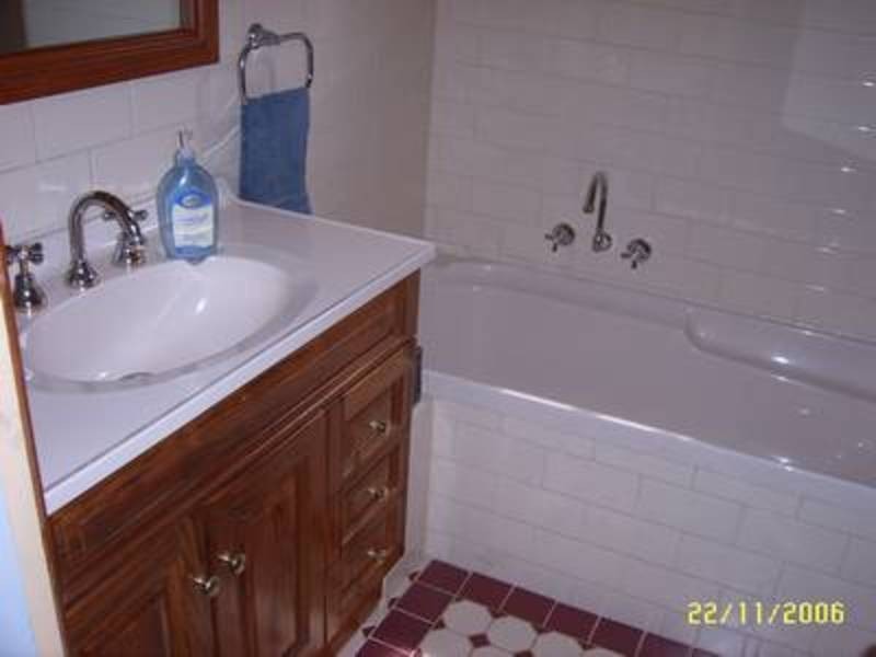 63 Coleman Street, Turvey Park NSW 2650