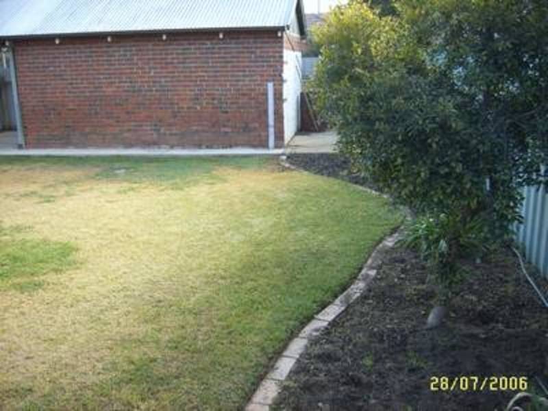 19 Gormly Avenue, Wagga Wagga NSW 2650