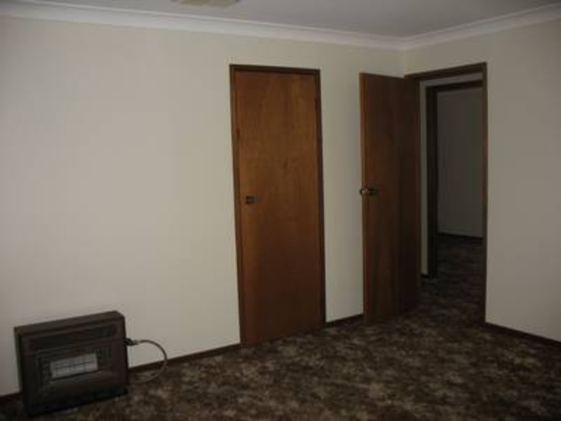 2/25 Carmody Street, Kooringal NSW 2650