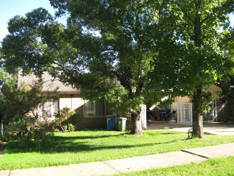 282 Bourke Street, Tolland NSW 2650