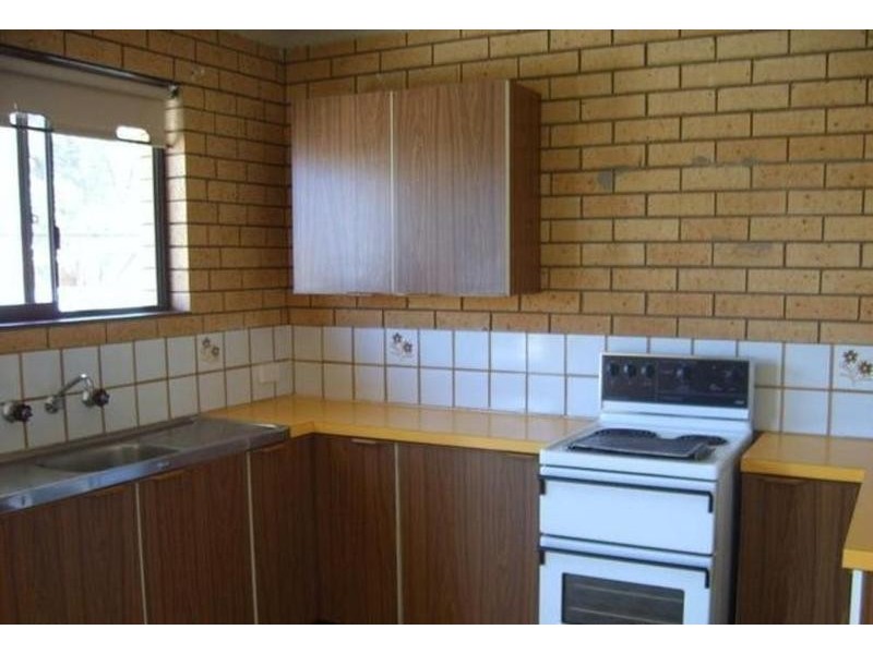 3/5 Borneo Crescent, Ashmont NSW 2650