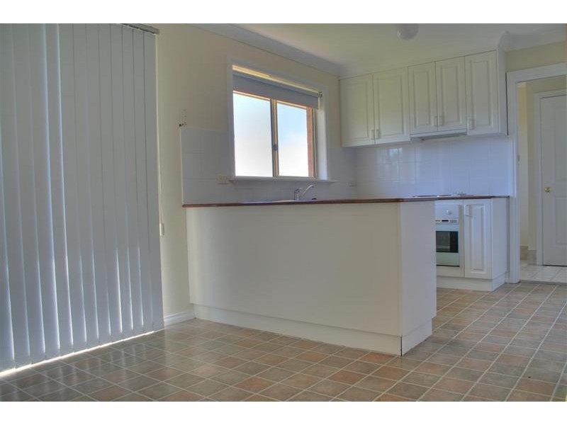 Lake Albert NSW 2650