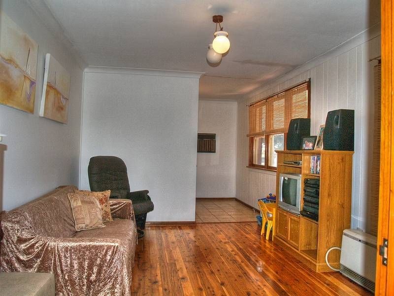 Ashmont NSW 2650