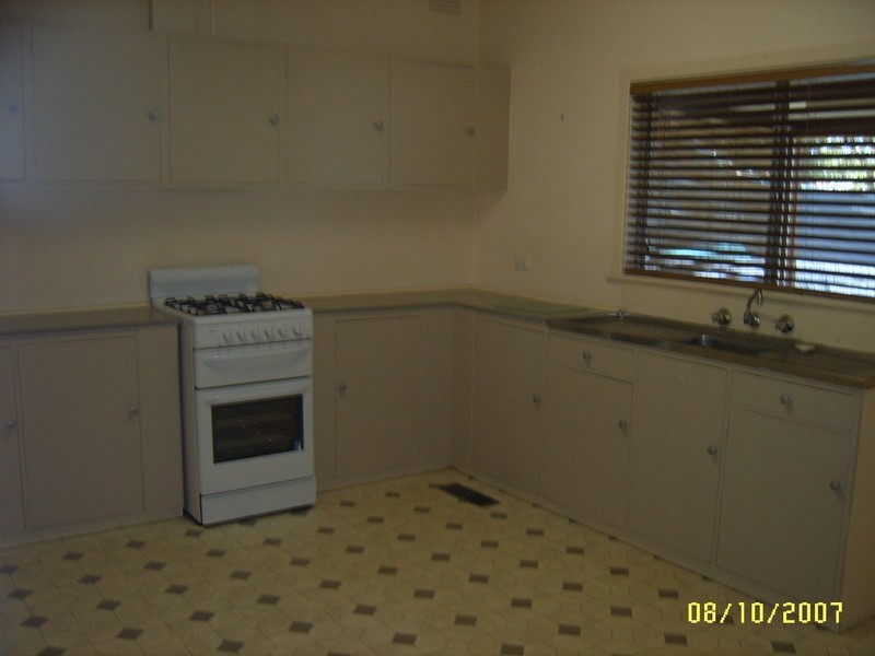 67 Grove Street, Kooringal NSW 2650