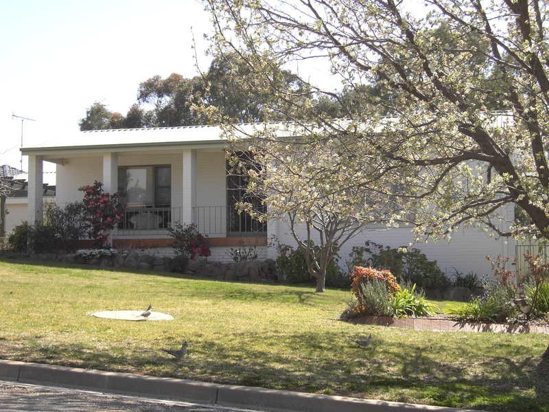 44 Dalkeith Avenue, Wagga Wagga NSW 2650
