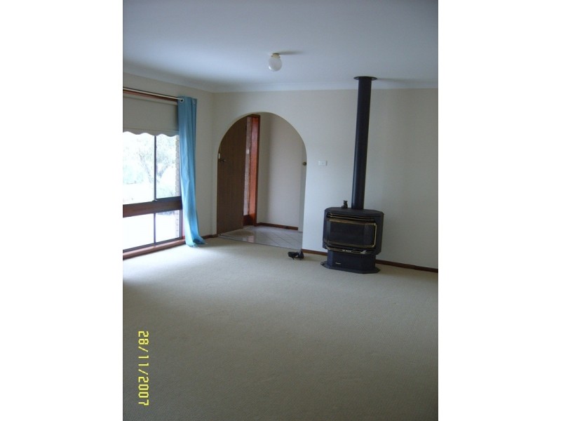 35 Mallory Street, Ashmont NSW 2650