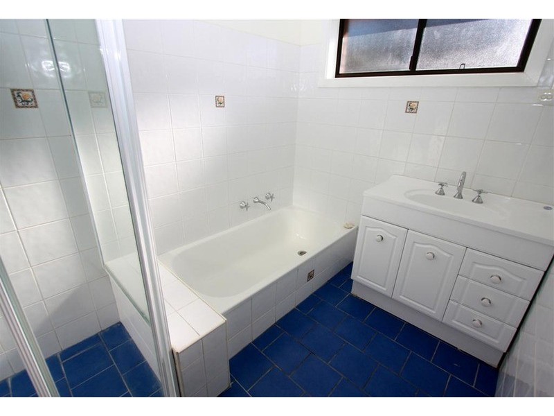 57 Adjin Street, Mount Austin NSW 2650