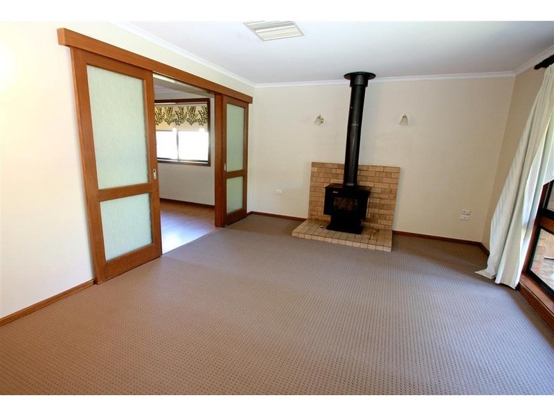 57 Adjin Street, Mount Austin NSW 2650