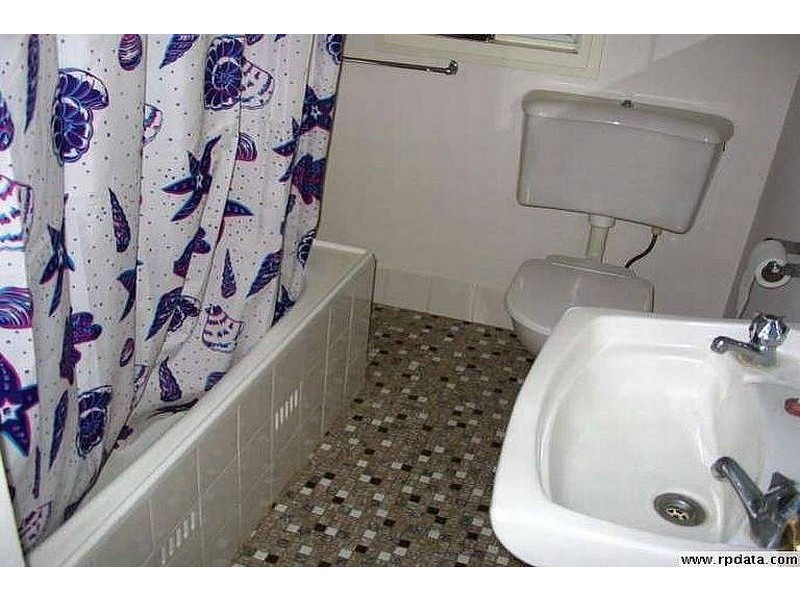 164 Raye Street, Tolland NSW 2650