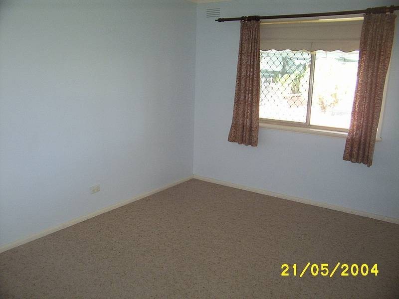 107 Raye Street, Tolland NSW 2650