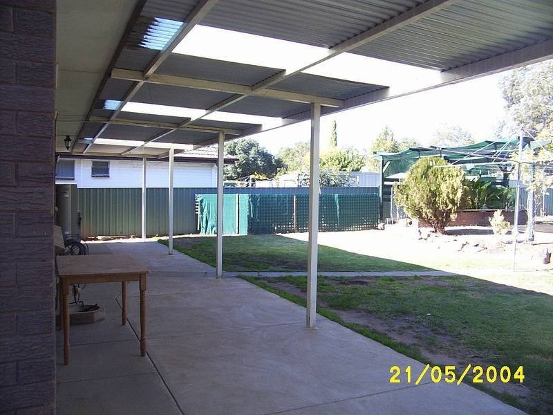 107 Raye Street, Tolland NSW 2650