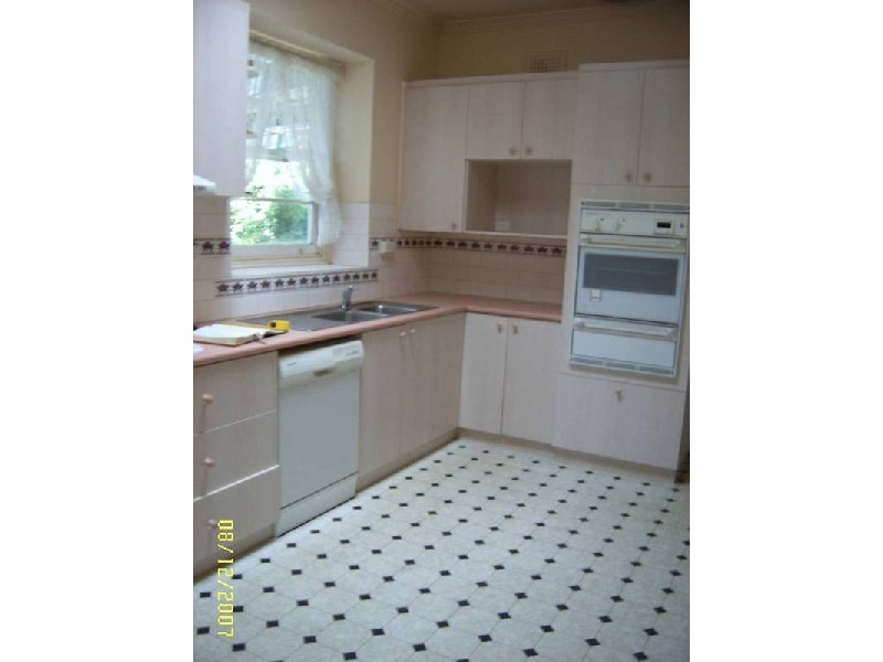 24 Cullen Road, Wagga Wagga NSW 2650