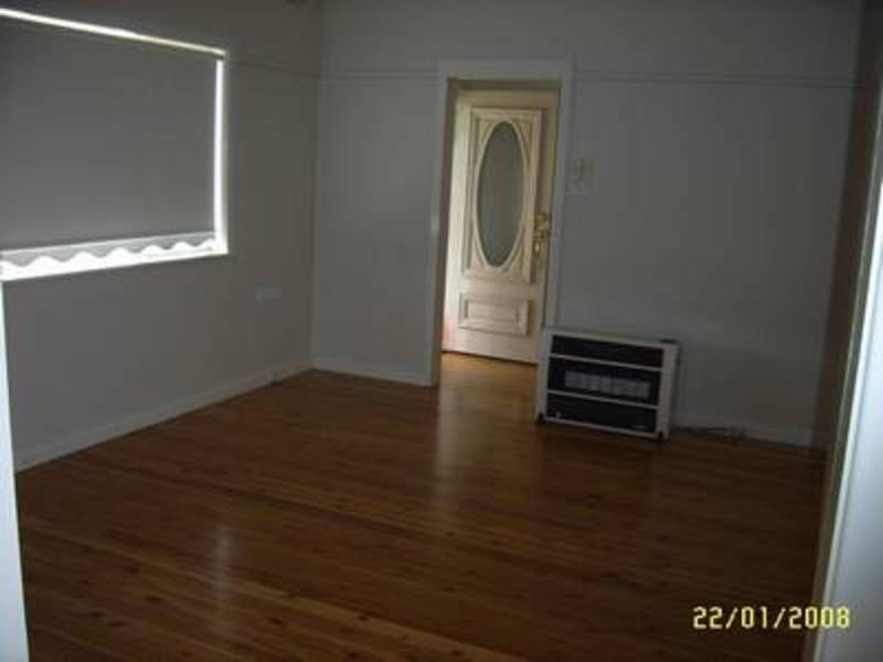 558 Kooringal Road, Kooringal NSW 2650