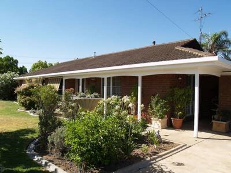 Lake Albert NSW 2650