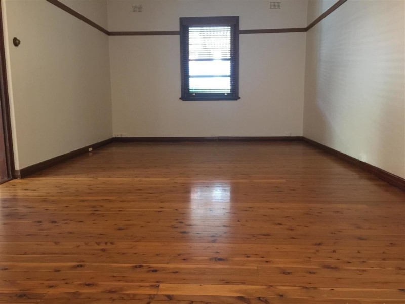 23 Trevor Street, Wagga Wagga NSW 2650