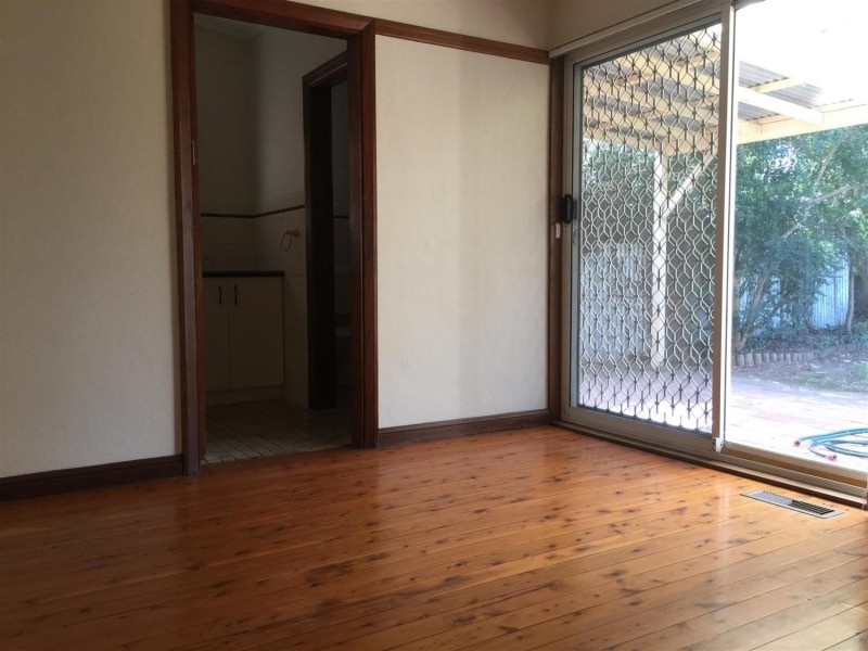 23 Trevor Street, Wagga Wagga NSW 2650