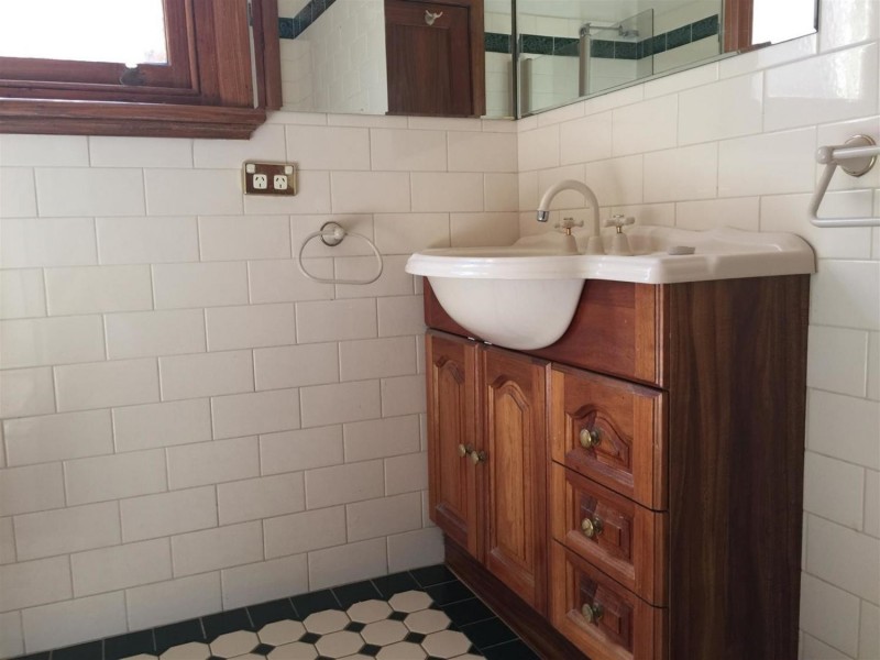 23 Trevor Street, Wagga Wagga NSW 2650