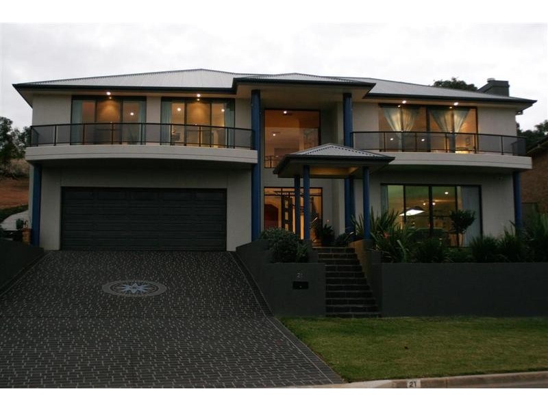 21 Atherton Crescent, Wagga Wagga NSW 2650