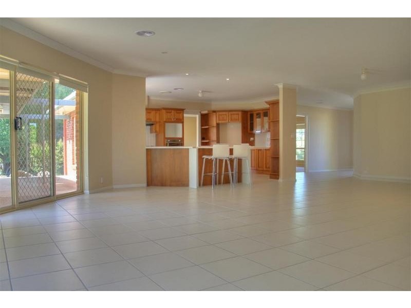 Lake Albert NSW 2650