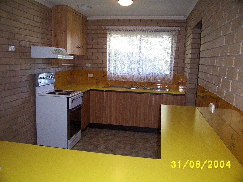 2/21 Lampe Avenue, Wagga Wagga NSW 2650