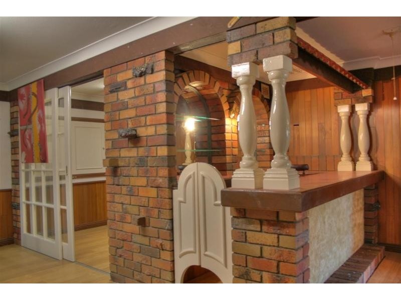 70 Balmoral Crescent, Lake Albert NSW 2650