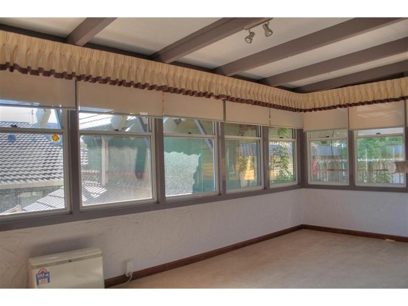 70 Balmoral Crescent, Lake Albert NSW 2650
