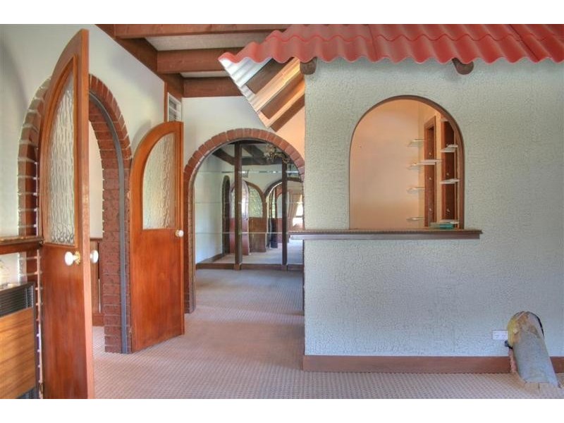 70 Balmoral Crescent, Lake Albert NSW 2650