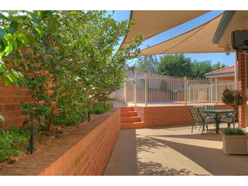 9 Melville Place, Tatton NSW 2650