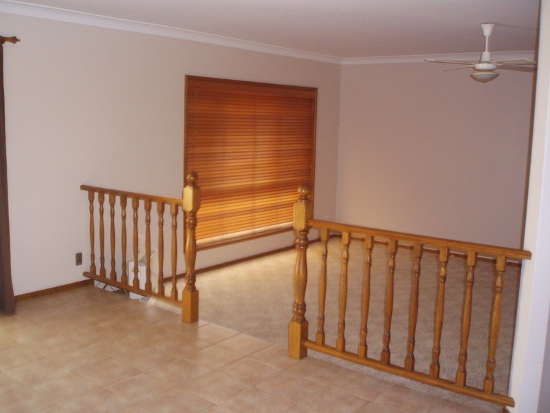 31 Kirrang Avenue, Glenfield Park NSW 2650